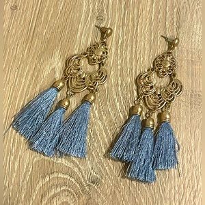 BLUE TASSEL EARRINGS